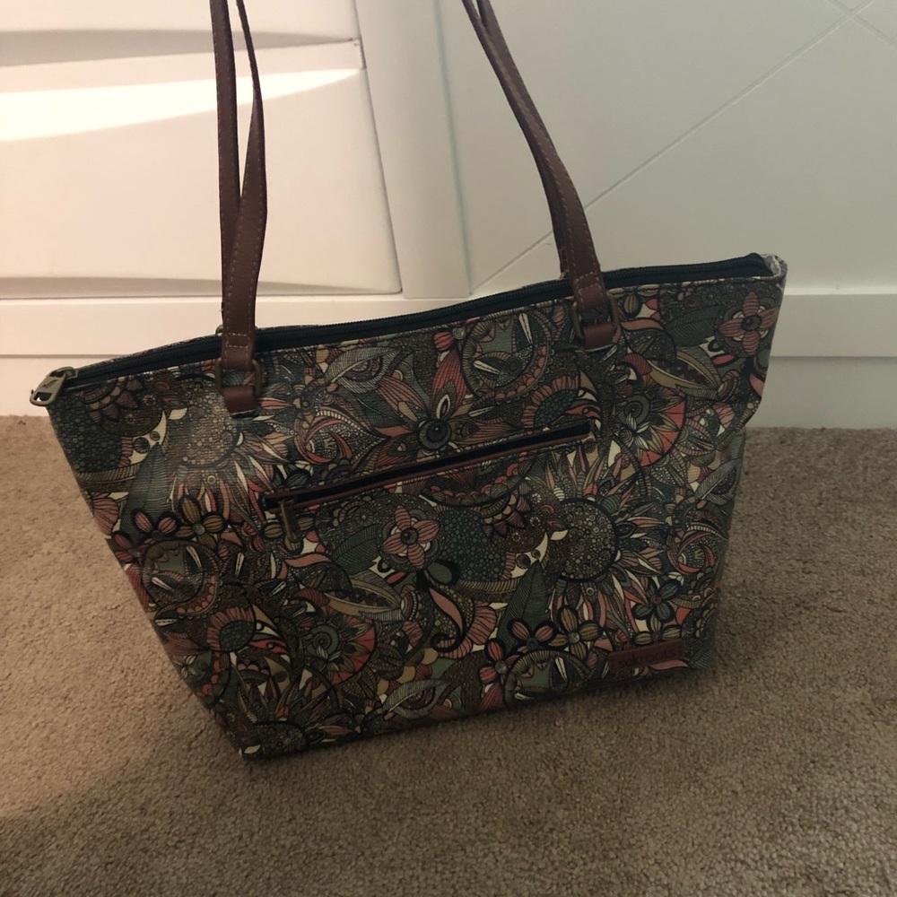 Shoulder Sakroots purse